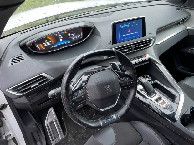 Peugeot 5008 II GT lgzsk szett, mszerfal, biztonsgi v -2019