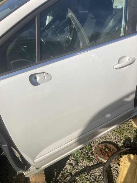 Peugeot 5008 bal első ajtó gyöngyház fehér színben