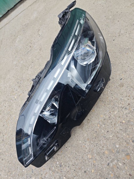 Peugeot 5008 bal els fnyszr 2016tol