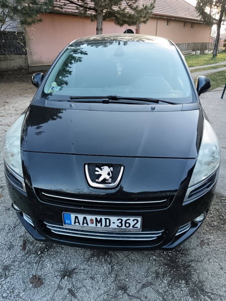 Peugeot 5008 e hdi elad
