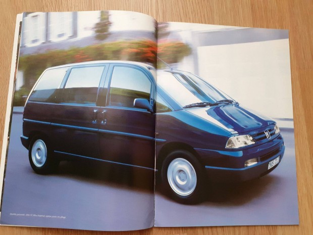 Peugeot 806 prospektus + mszaki adat - 1998, francia nyelv