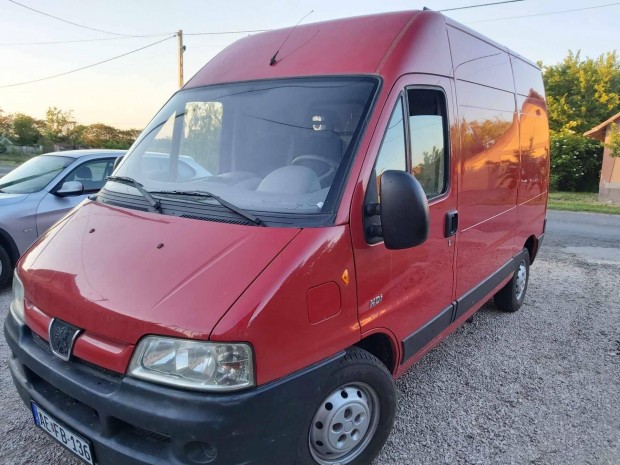 Peugeot Boxer 2.2 HDI 330 FT MH Pack