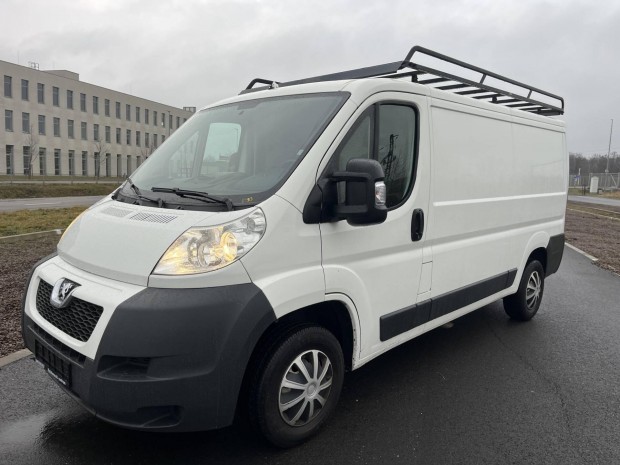 Peugeot Boxer 2.2 HDi 300 FT L2H1 Active