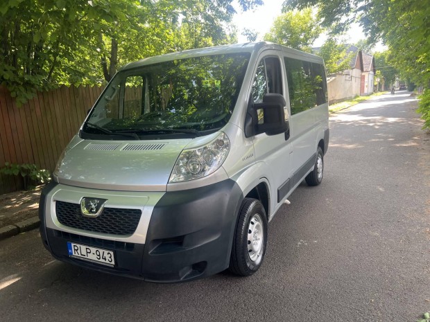 Peugeot Boxer 2.2 HDi 330 Combi Premium L2H2 9...