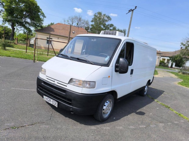 Peugeot Boxer 2.5 diesel kisbusz