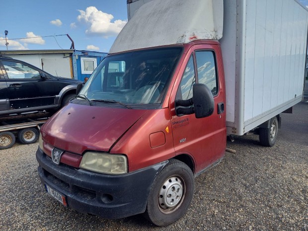 Peugeot Boxer 2.8 alvázasként, forgalomból kivont okmányokkal eladó. 