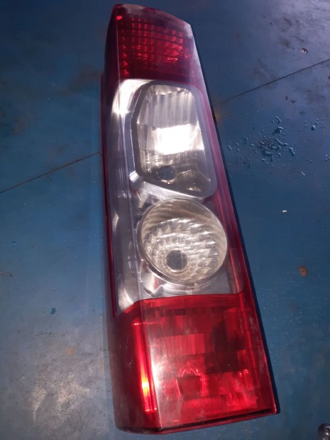 Peugeot Boxer III 06-14 Bal Hátsó Lámpabúra