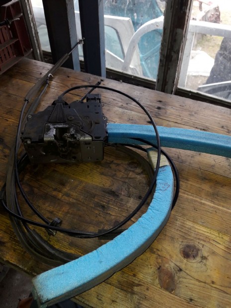 Peugeot Boxer III 06-14 Jobb Tol�ajt� Z�rszerkezet + K�zpontiz�r Motor