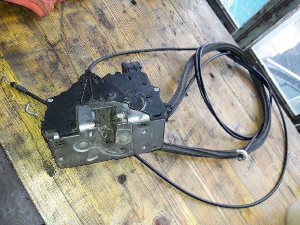 Peugeot Boxer III 06-14 Jobb Tol�ajt� Z�rszerkezet + K�zpontiz�r Motor