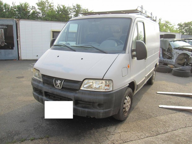Peugeot Boxer bontott használt alkatrészek eladók