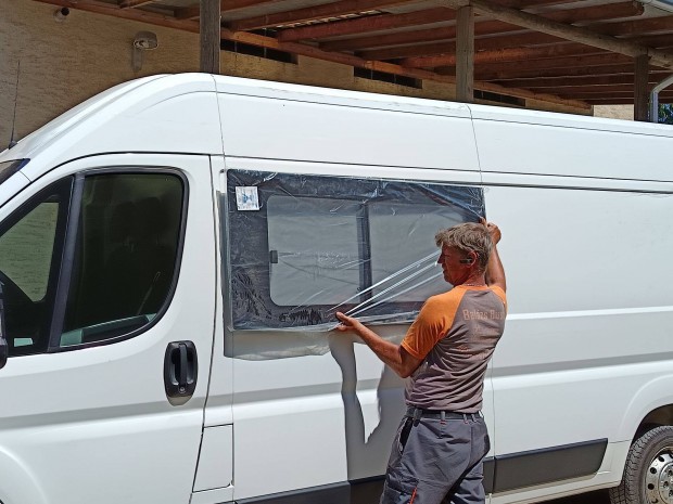 Peugeot Boxer oldalablakok