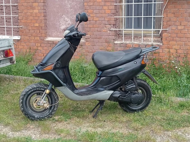 Peugeot Buxy 50 vastagkerekű tereprobogó