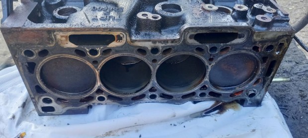 Peugeot Citron 1.6 16v nfu motor blokk 
