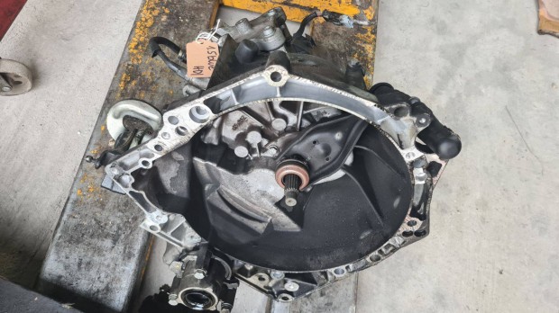 Peugeot Citroen 1.5 Bluehdi Sev�lt� Elad� . 20ET69