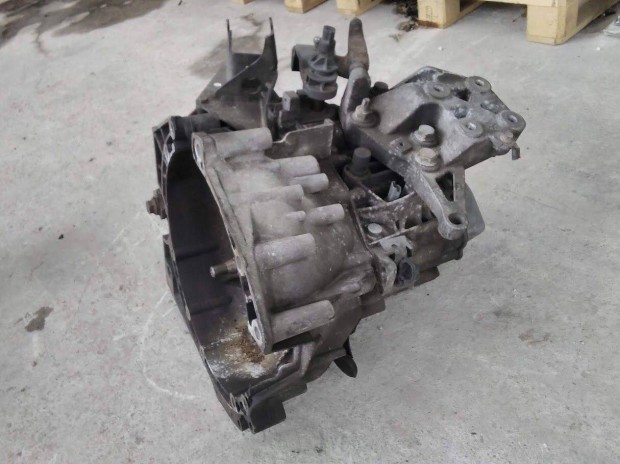 Peugeot/Citroen 2,2HDI, 20UM23 bontott vlt
