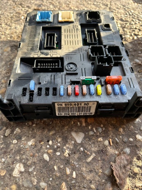 Peugeot Citroen BSI H02 9661940180