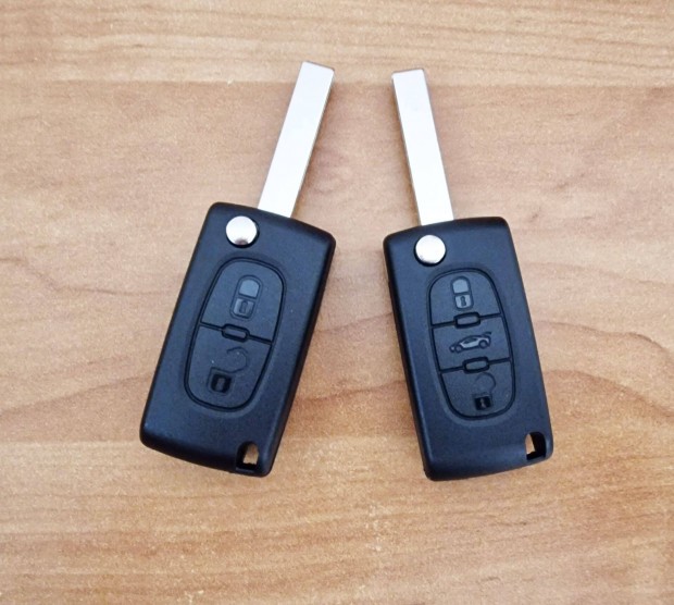 Peugeot Citroen gpkocsikhoz 2 vagy 3 gombos bicskakulcshz kulcshz