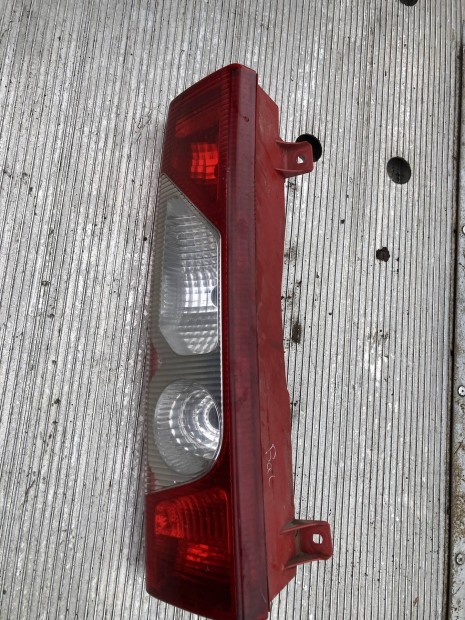 Peugeot Expert Citroen Jumpy bal hátsó lámpa (2007-15)
