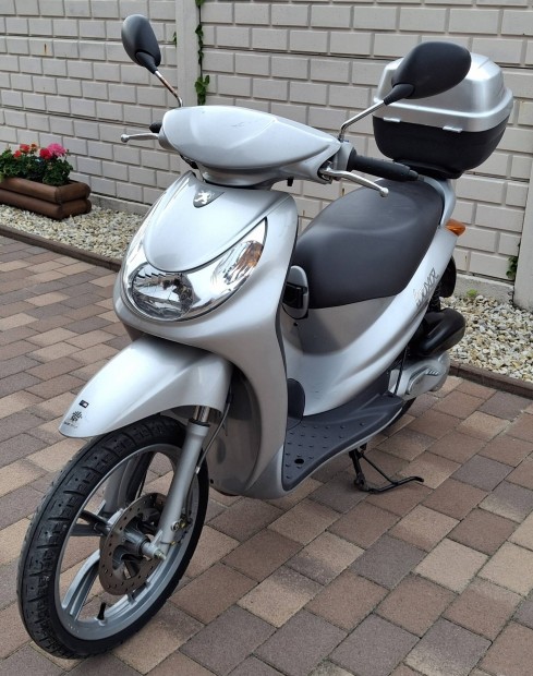 Peugeot Looxor 100 Új, Újszerű Gyári 3500km