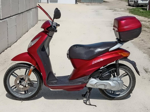 Peugeot Looxor 50 2t nagykerekű robogó