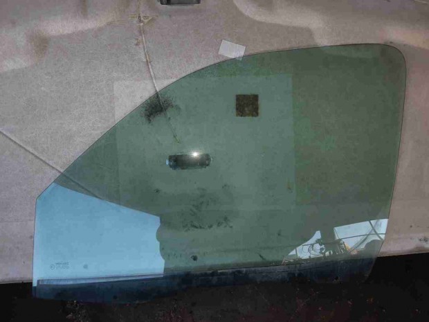 Peugeot Partner 02-08 Bal Els� Lej�r� Ablak�veg