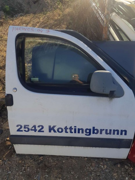 Peugeot Partner 02-08 Jobb Els� Ajt�