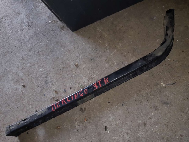 Peugeot Partner 02-08 Jobb Tol�ajt� S�n