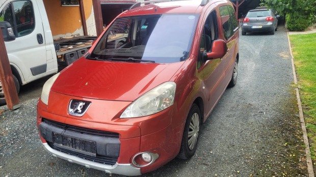 Peugeot Partner 1.6Hdi . eladl