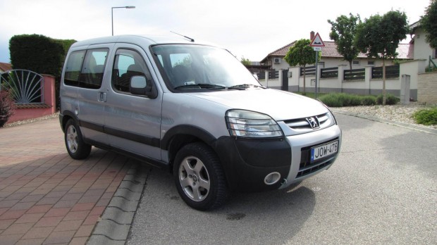 Peugeot Partner 1.6 Freeway Frissen szervizelve...