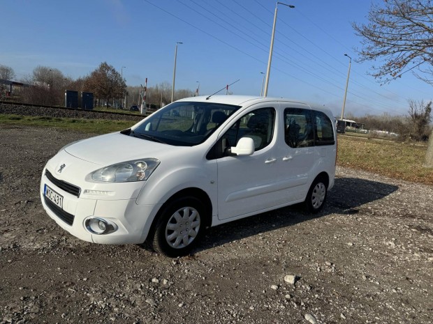 Peugeot Partner 1.6 HDi Active L2 magyar 1 tula...