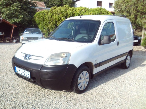 Peugeot Partner 1.6 HDi Confort L2 1-év műszaki...