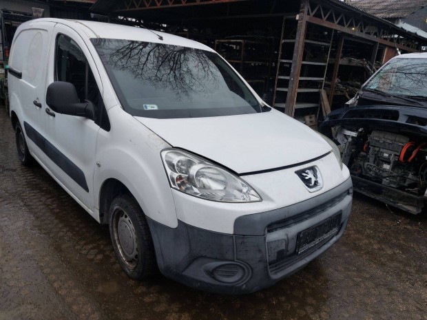 Peugeot Partner 1.6 hdi alkatr�szei 9H03