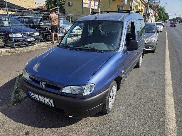 Peugeot Partner 1.9 D 170 C vonóhorog