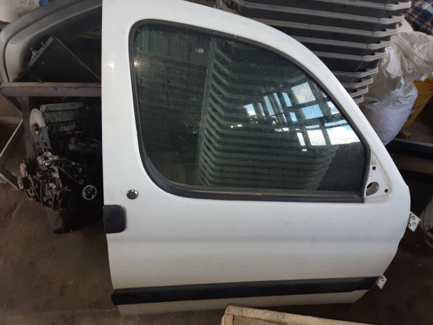 Peugeot Partner II Jobb Els� Ajt�