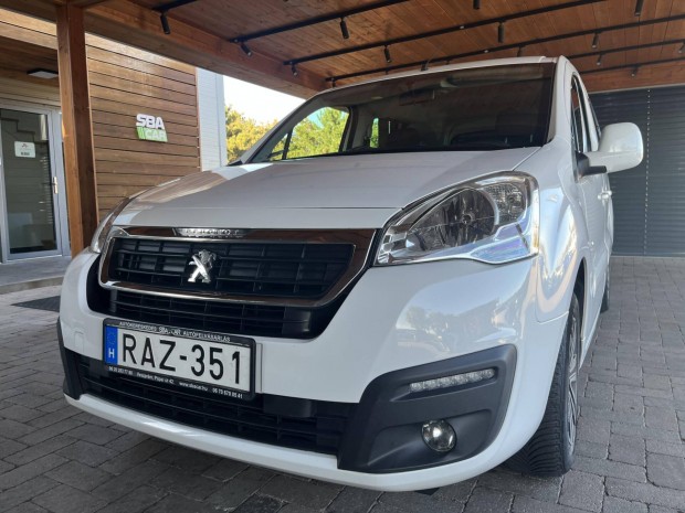 Peugeot Partner Tepee 1.6 Bluehdi Active Raz-351