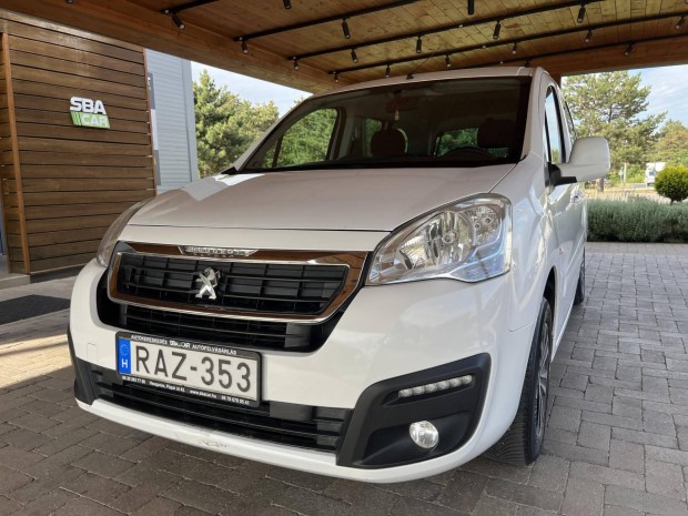 Peugeot Partner Tepee 1.6 Bluehdi Active Raz-353