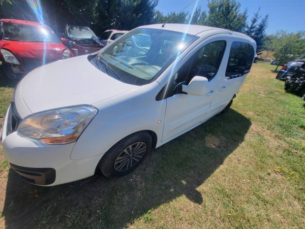 Peugeot Partner Tepee 1.6 Bluehdi Outdoor 85145km!