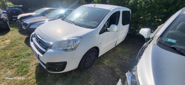 Peugeot Partner Tepee 1.6 Bluehdi Outdoor 85145km!