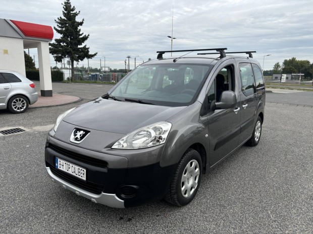 Peugeot Partner Tepee 1.6 HDi Outdoor 2 oldali...