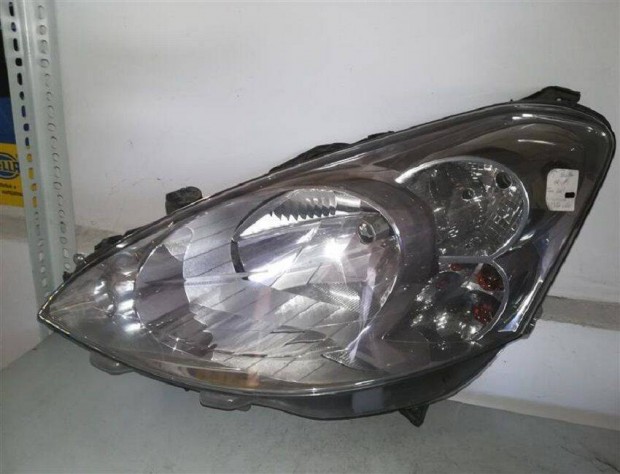 Peugeot Partner fényszóró bal 2008.04 -> 2015 (H4)