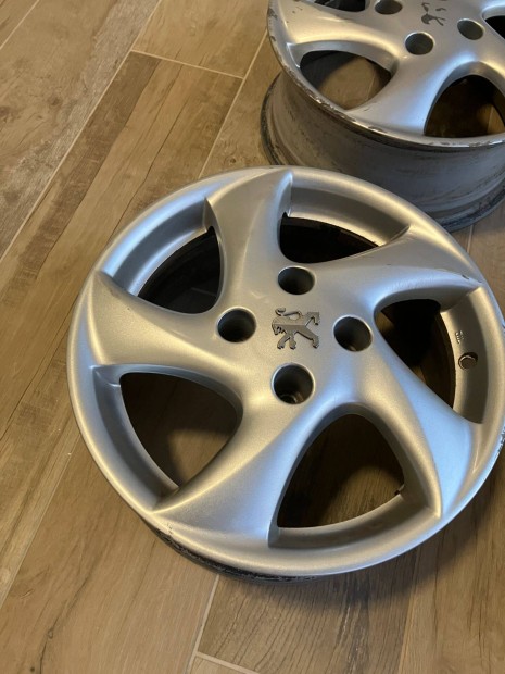 Peugeot R15 4x108 alufelni