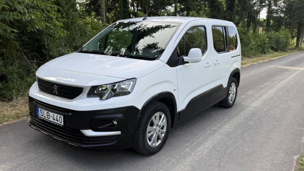 Peugeot Rifter 1.5 Bluehdi Active S&S L2 Ülésfű...