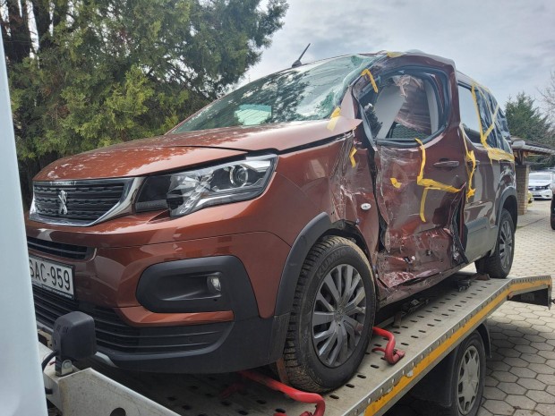 Peugeot Rifter 1.5 Bluehdi Allure (7 szem�lyes...