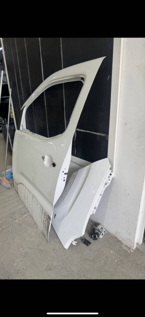Peugeot Rifter bal srvd