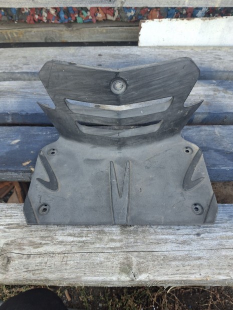 Peugeot Tweet sarok idom