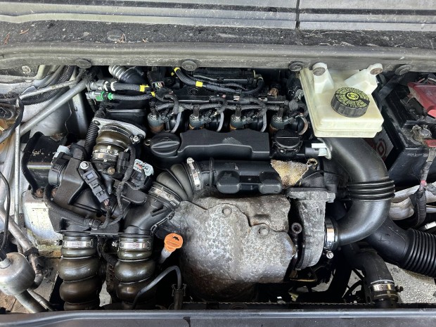 Peugeot , Citroen 1.6 Hdi (9hz)komplett motor elad .