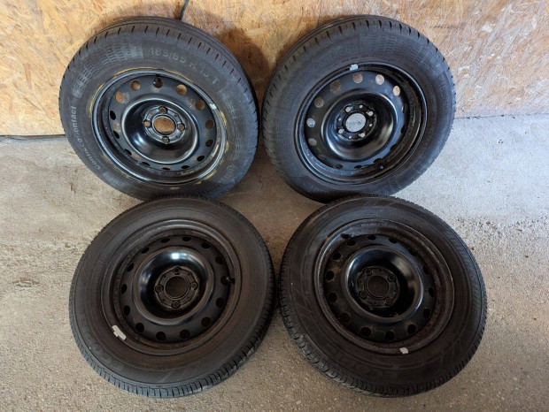Peugeot - Citroen gyári lemezfelni garnitúra 185/65R15 88T nyári gumi