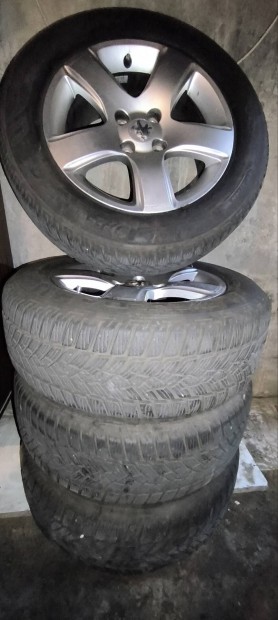 Peugeot alufelni téli gumi garnitúra 16".