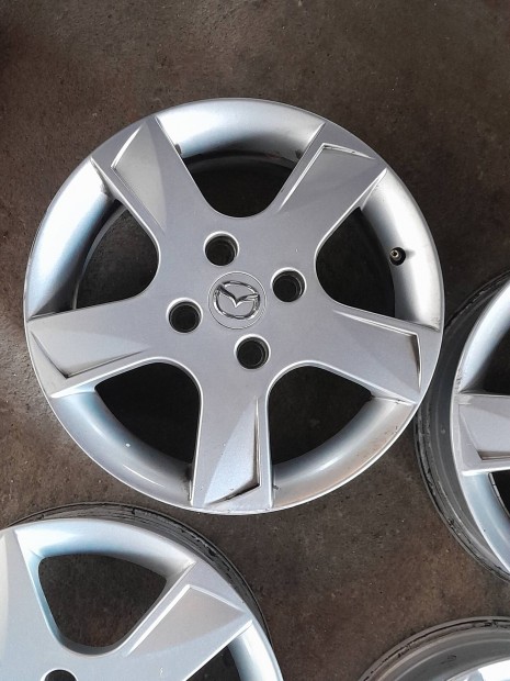 Peugeot citroen Ford mazda r15 4x108 felni