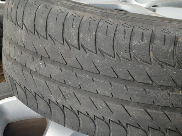 Peugeot citroen Ford volvo Renault r17 5x108 felni alufelni gumival 